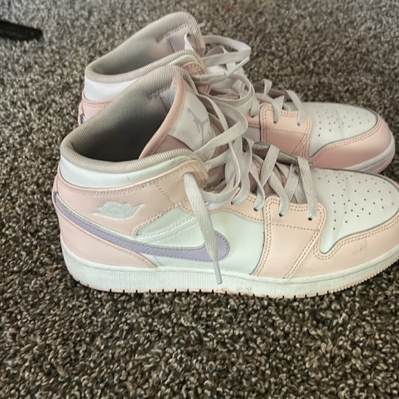 Nike Air Jordan 1 Mid GS AJ1 Pink Wash Kids Youth Casual Shoes - Picture 3 of 5